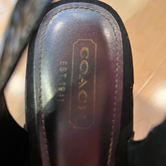 Coach Renea Crinkle Black Patent Leather peep toe wedge with silver studs Size 9 - Picture 2 of 8